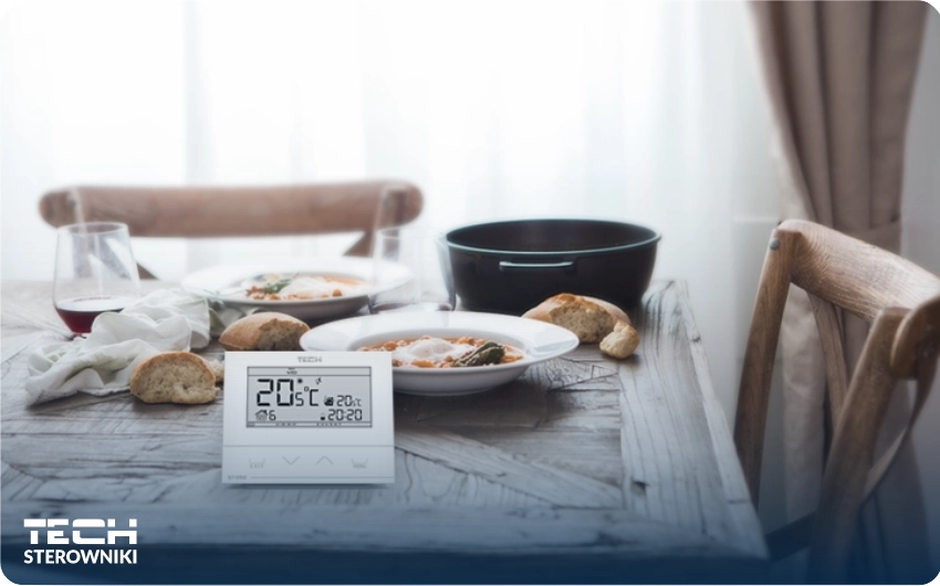 Nastaven&iacute; t&yacute;denn&iacute;ho režimu na pokojov&eacute;m termostatu.